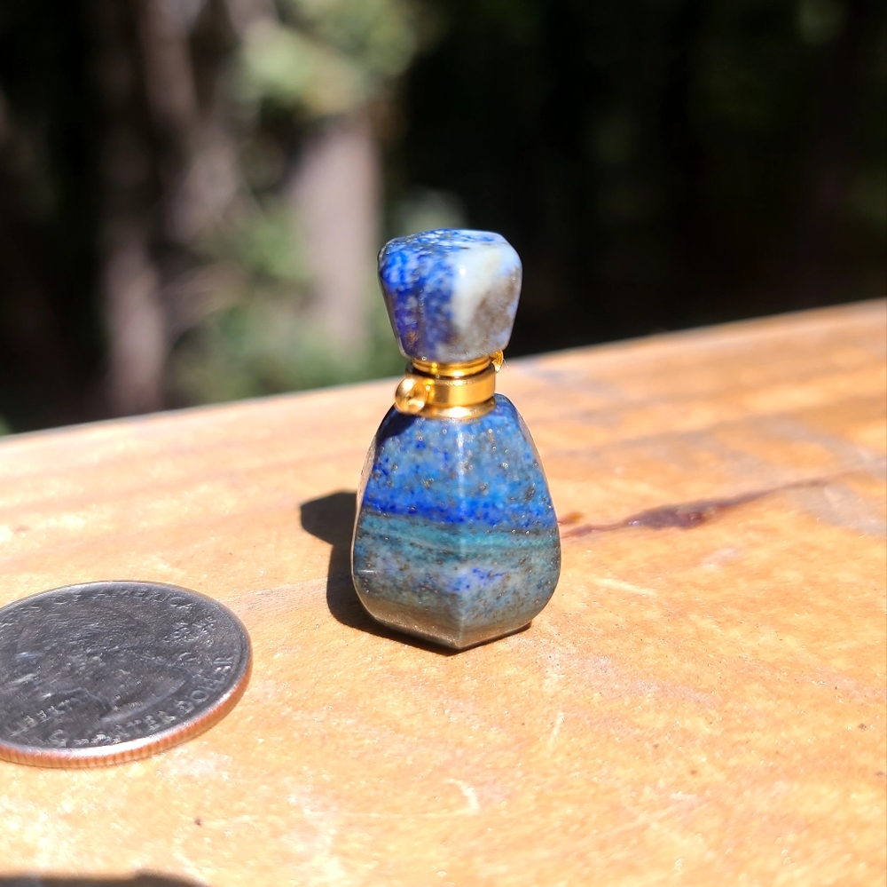 Cobalt blue Lapis crystal bottle pendant - Picture 3 of 4